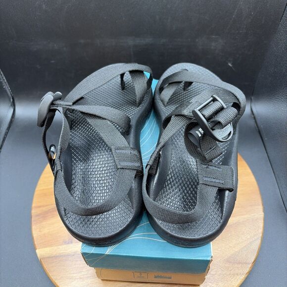 Chaco Z/2 Classic Men\'s Size 7 Strappy Sports Sandals Black Shoes J105427 main image 10